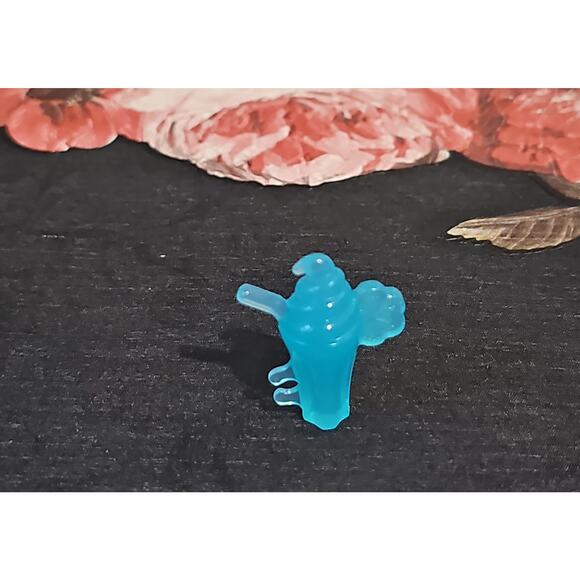 Mattel Barbie Accessory Bundle Purse Hairbrush Drink Four Pieces - Picture 5 of 7